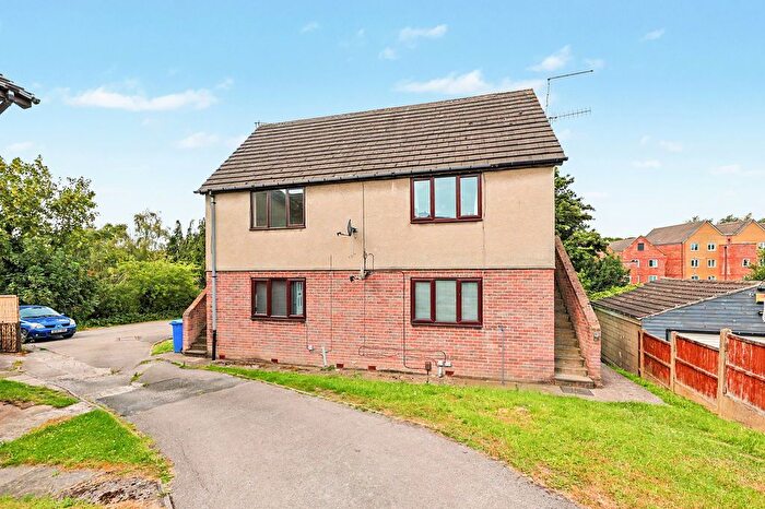 1 Bedroom Flat For Sale In Swaddale Close, Tapton, Chesterfield, S41