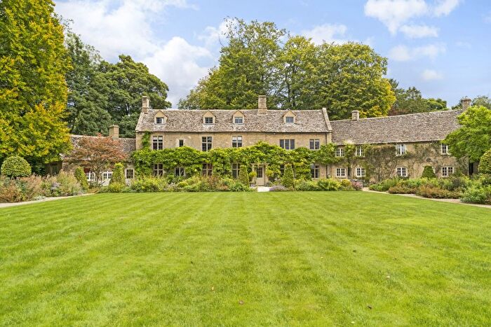 5 Bedroom Detached House To Rent In Ready Token, Cirencester, GL7