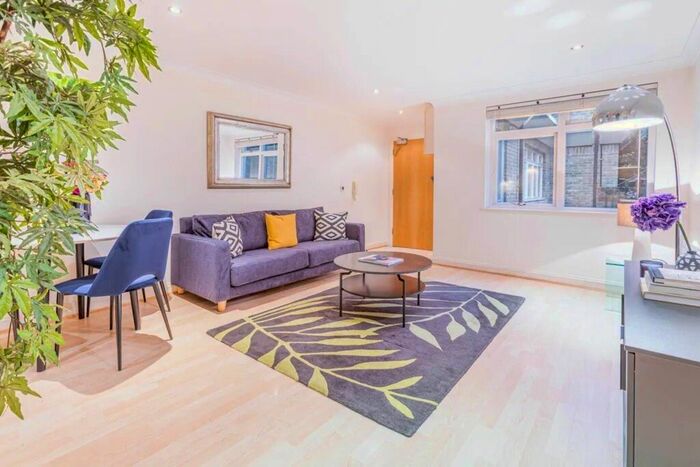 1 Bedroom Flat To Rent In Kew Gardens Road, London, TW9