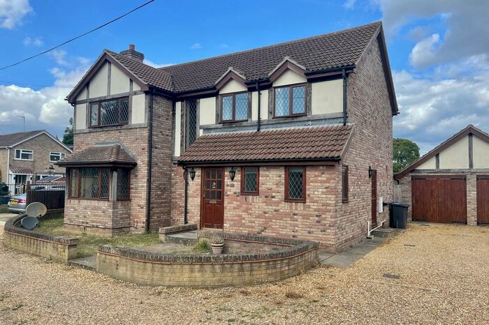 4 Bedroom Detached House To Rent In Station Road, Lakenheath, IP27