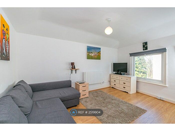 Studio To Rent In Endymion Road, London, N4