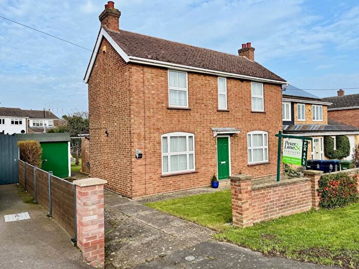 2 Bedroom Detached House For Sale In Mill Hill Road, Eaton Ford, St Neots, PE19