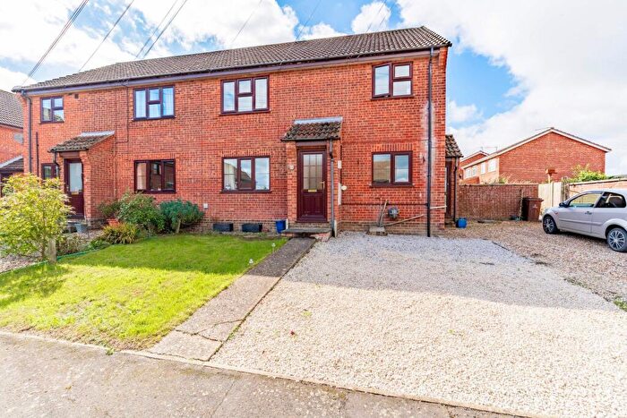 2 Bedroom Maisonette For Sale In Warren Place, Dereham, NR19