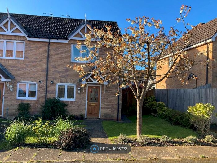 2 Bedroom Semi-Detached House To Rent In Clumber Close, Loughborough, LE11