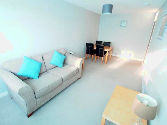 1 Bedroom Flat To Rent In Great Western Road, Flat 7, AB10
