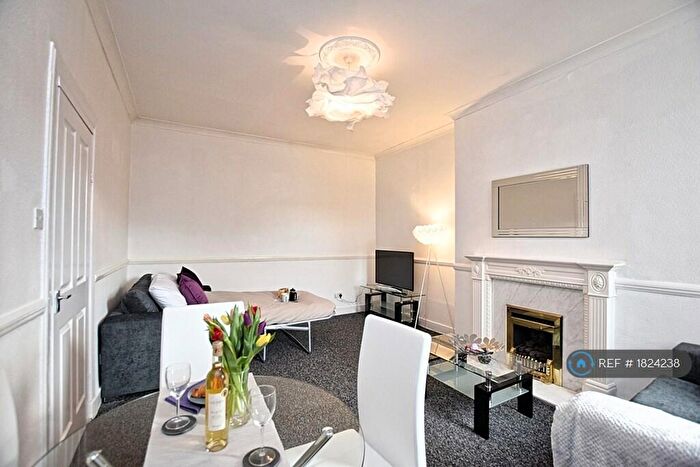 1 Bedroom Flat To Rent In Garturk Street, Coatbridge, ML5