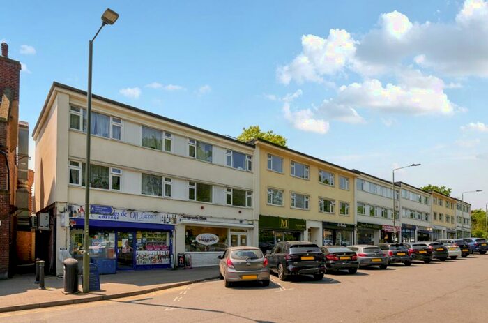 2 Bedroom Flat To Rent In Petts Wood Road Petts Wood, BR5