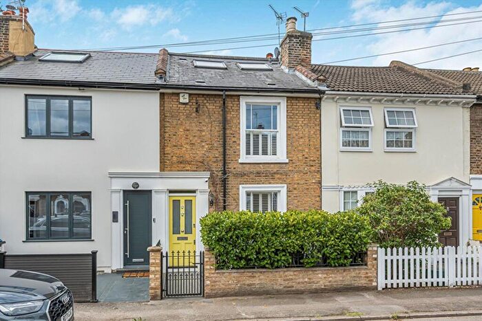 4 Bedroom House For Sale In Cleaveland Road, Surbiton, KT6