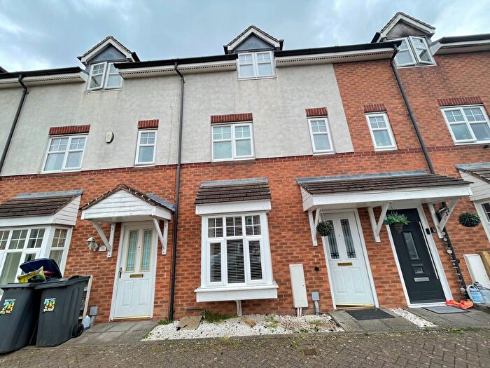 4 Bedroom Terraced House To Rent In Netherhouse Close, Great Barr, Birmingham, B44