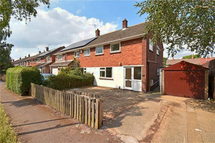 4 Bedroom Semi-Detached House To Rent In Roseford Road, Cambridge, CB4