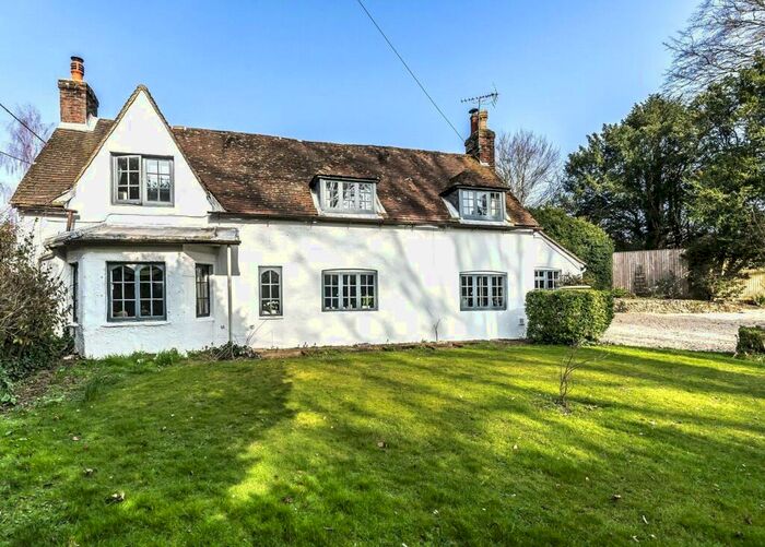 4 Bedroom Detached House To Rent In Bramdean, Alresford, Hampshire, SO24