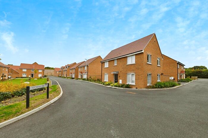 3 Bedroom Detached House For Sale In Brancaster View, Stevenage, Hertfordshire, SG1