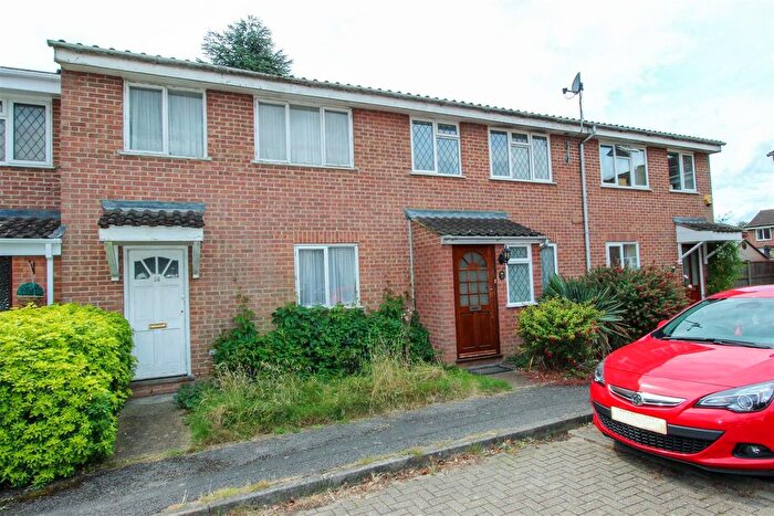 3 Bedroom Terraced House To Rent In Melville Close, Ickenham, UB10