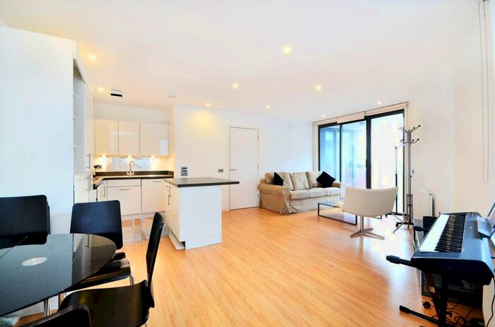2 Bedroom Flat To Rent In Park Village East, Regent's Park, London, NW1