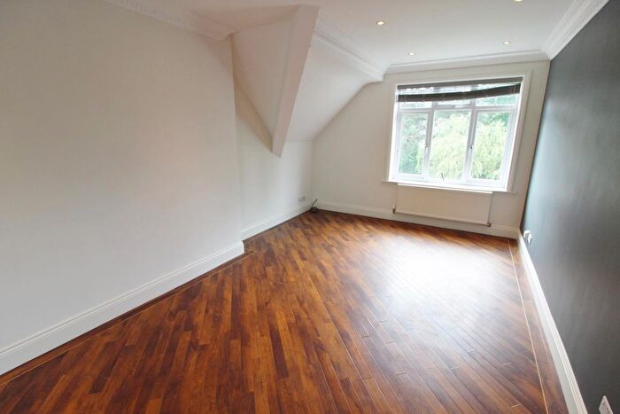 2 Bedroom Flat For Sale In Cornwall Road, Harrogate, HG1