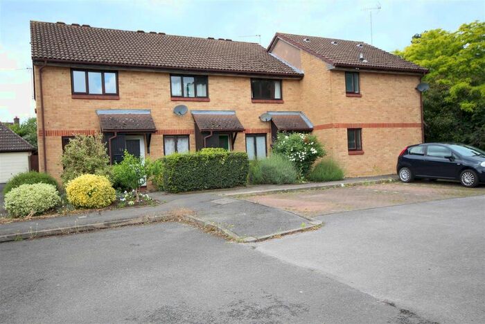 2 Bedroom Terraced House To Rent In Bolwell Close, Twyford, Reading, RG10