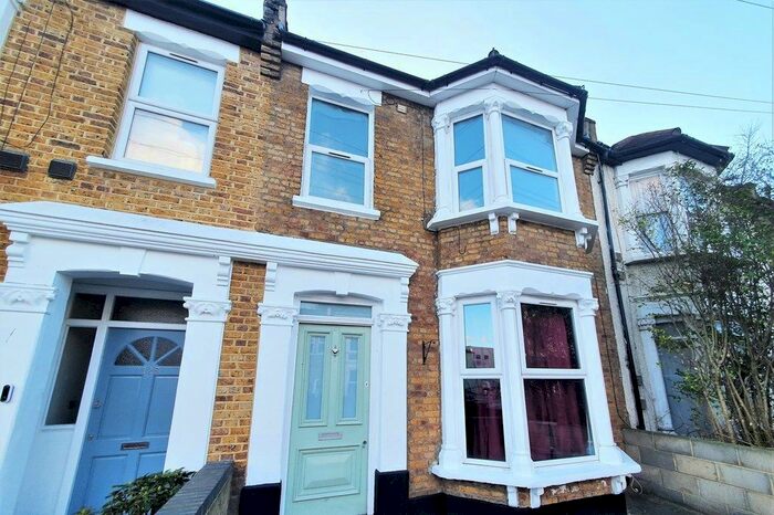 4 Bedroom Terraced House To Rent In Grove Green Road, London E11