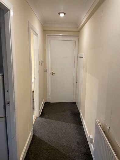 1 Bedroom Flat To Rent In Lytton Street, Dundee, Angus, DD2