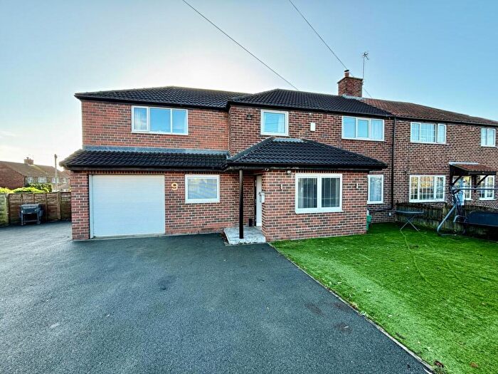 4 Bedroom Semi Detached House For Sale In Church Lane, Micklefield, Leeds, LS25