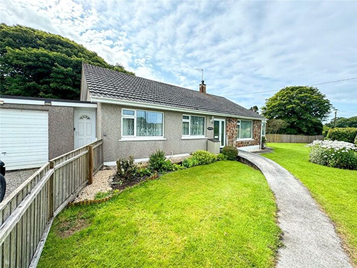 3 Bedroom Bungalow For Sale In Croft Loweth, Tresowes, Ashton, TR13