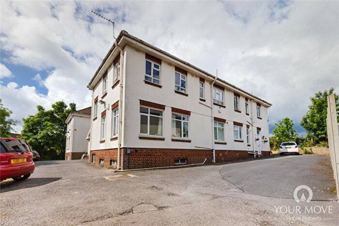 1 Bedroom Flat To Rent In Grosvenor Gardens, Kingsthorpe, Northampton, NN2