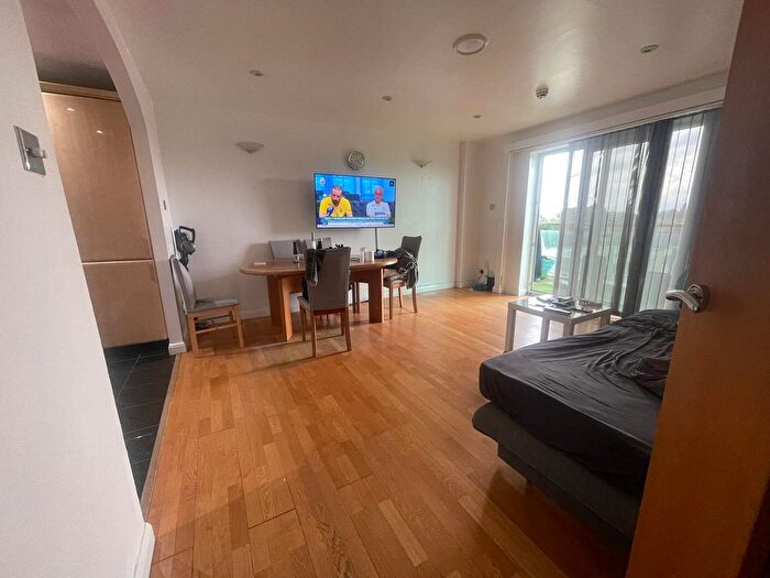 2 Bedroom Flat To Rent In Tower Point, Sydney Road, Enfield Town, EN2