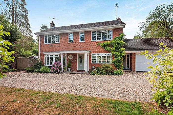 4 Bedroom Detached House For Sale In Ashford Hill Road, Headley, Thatcham, Hampshire, RG19
