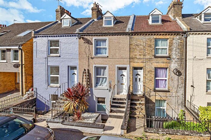 3 Bedroom Terraced House For Sale In De Burgh Street, Dover, Kent, CT17