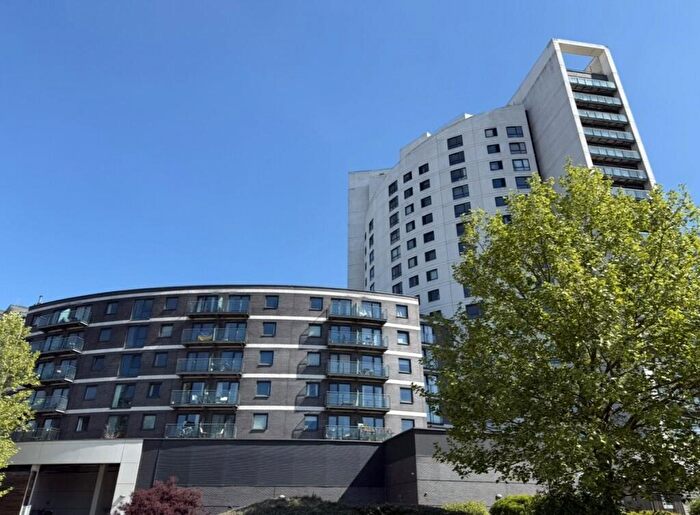1 Bedroom Apartment To Rent In Clarence House, The Boulevard, Leeds, LS10