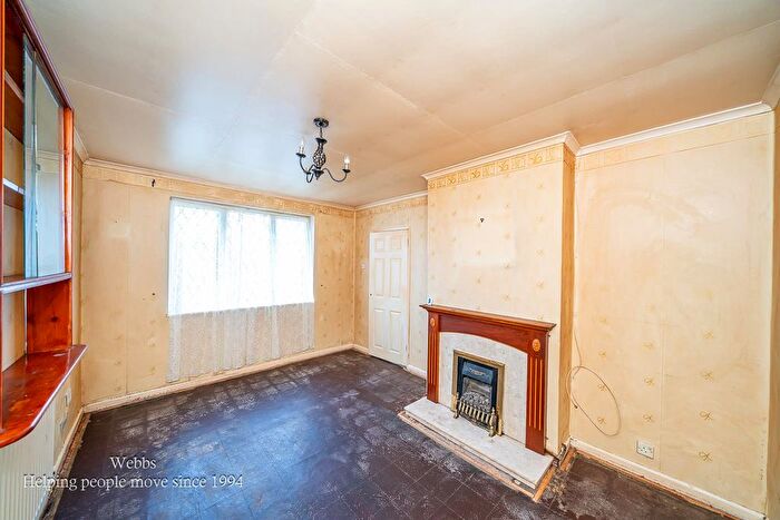 1 Bedroom Semi-Detached Bungalow For Sale In Cedar Close, Hednesford, WS12