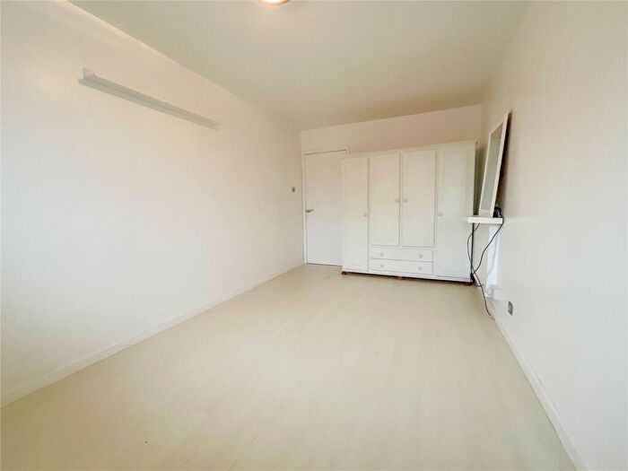 2 Bedroom Apartment To Rent In Walsall Road, Sutton Coldfield, West Midlands, B74