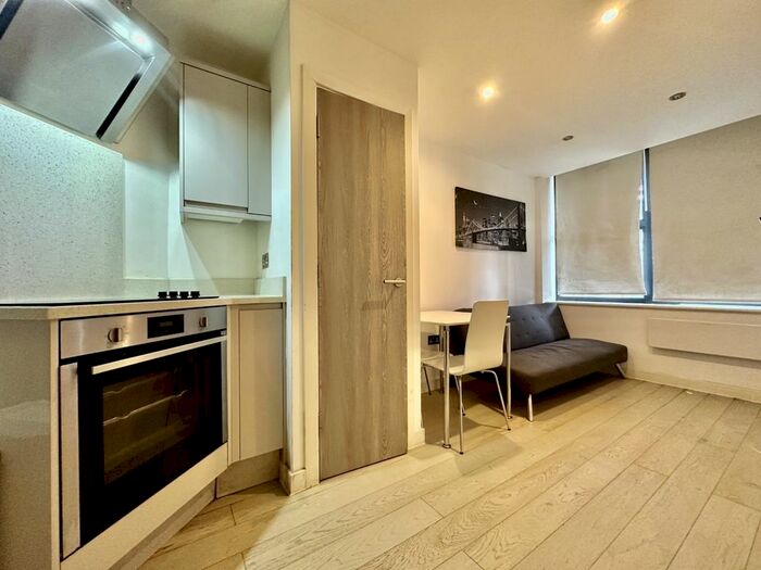 1 Bedroom Flat To Rent In - Northolt Road, Harrow, Greater London, HA2