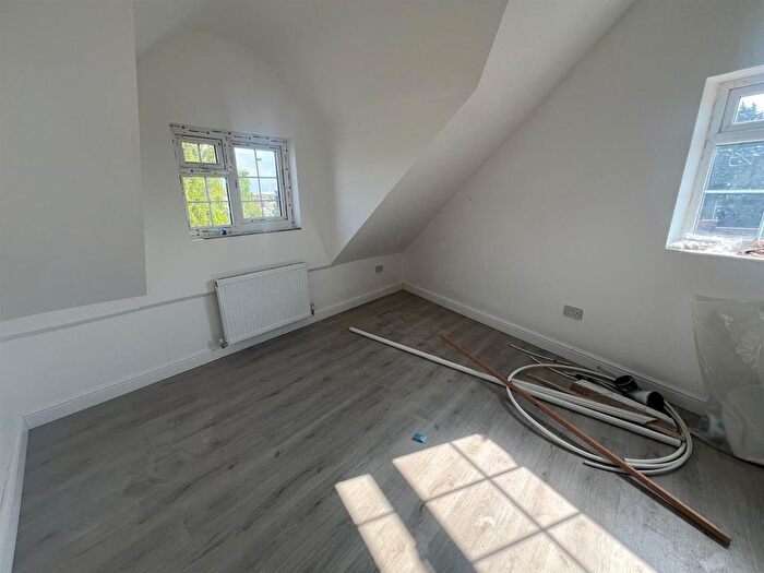 6 Bedroom Detached House To Rent In Hmo Ryders Green Road, West Bromwich, B70