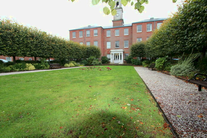 1 Bedroom Apartment To Rent In North Square, Knowle, PO17