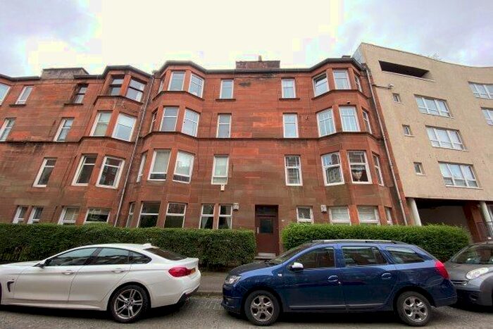 2 Bedroom Flat To Rent In Trefoil Avenue, Glasgow, G41