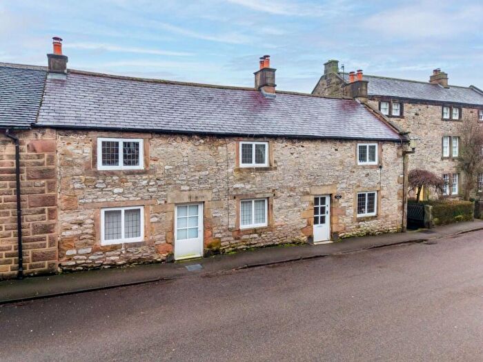 3 Bedroom Cottage For Sale In Main Street, Winster, DE4