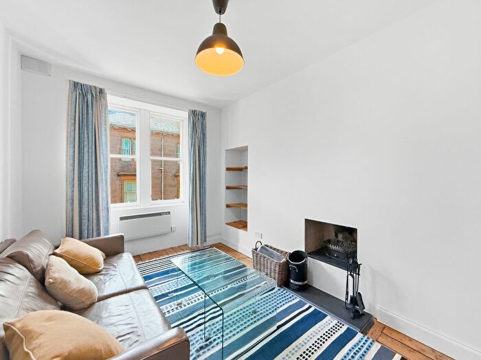 1 Bedroom Flat For Sale In / () Lauriston Street, Tollcross, Edinburgh, EH3