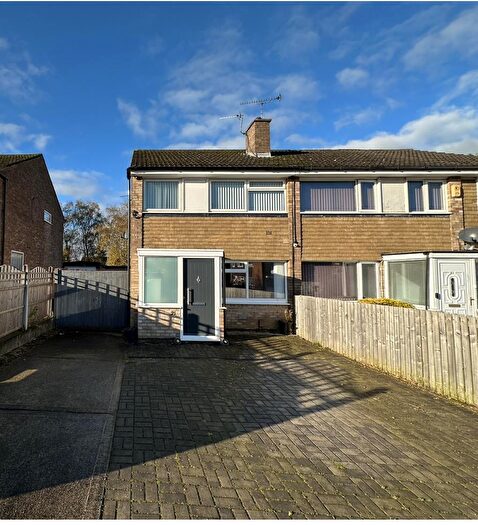 3 Bedroom Semi Detached House To Rent In Birkdale Rise, Alwoodley, Leeds, LS17