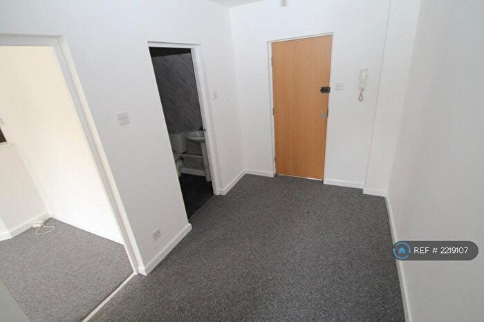1 Bedroom Flat To Rent In St. Aidans Terrace, Prenton, CH43