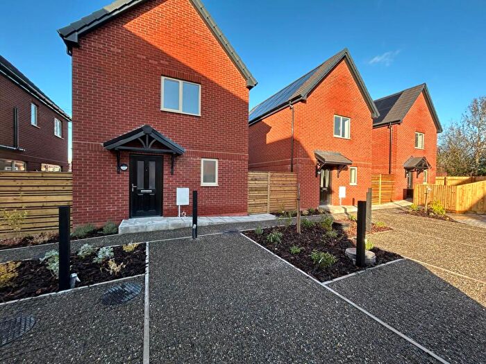 2 Bedroom Detached House For Sale In Rowberry Place, Bromyard, HR7