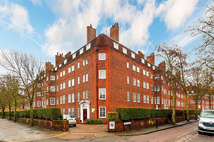 2 Bedroom Flat For Sale In Richmond Road, Twickenham, TW1