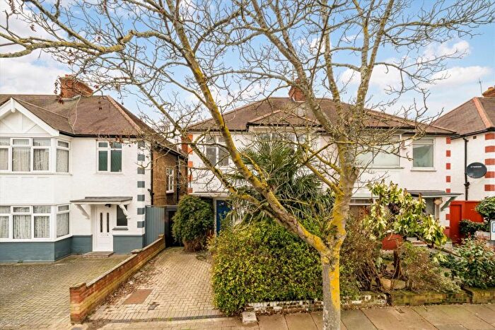 4 Bedroom Semi Detached House To Rent In Hanover Road, Kensal Rise, NW10