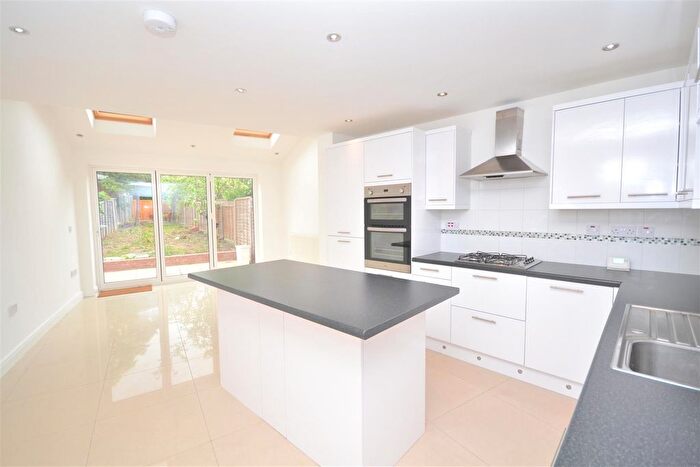 4 Bedroom Property To Rent In Churston Drive, Morden, SM4