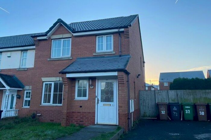 3 Bedroom Property To Rent In Alderley Crescent, Walsall, WS3