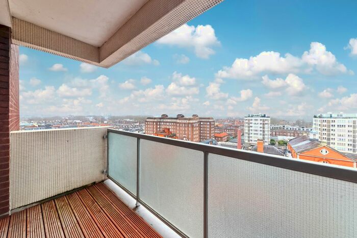 4 Bedroom Flat To Rent In Gloucester Road, London, SW7