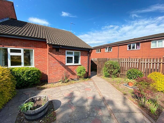 2 Bedroom Bungalow To Rent In Fairway Road South, Shepshed, LE12