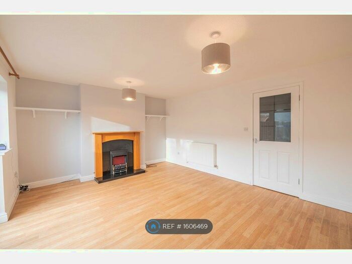 3 Bedroom Terraced House To Rent In Wells Walk, Birmingham, B37