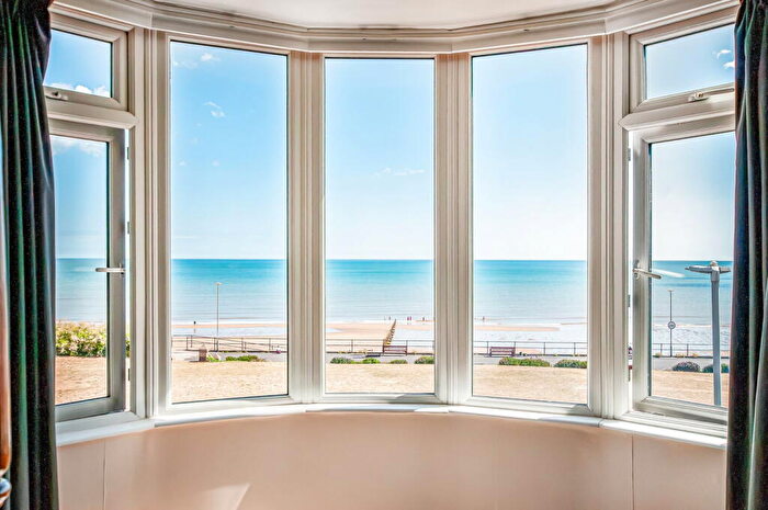 3 Bedroom Terraced House For Sale In Esplanade, Hornsea, HU18