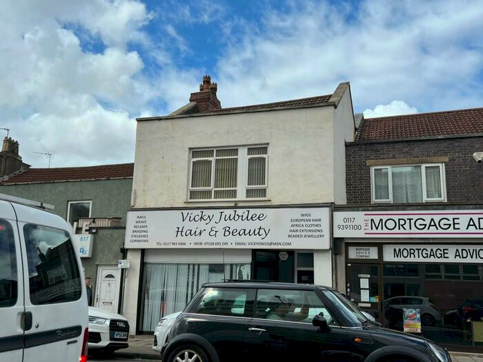2 Bedroom Flat To Rent In Fishponds Road, BS16