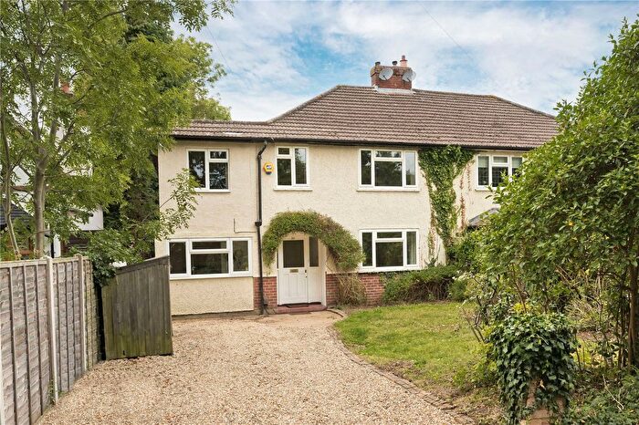 4 Bedroom Semi-Detached House To Rent In Hurst Lane, East Molesey, Surrey, KT8